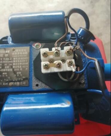 速銳電瓶充電機充電，速銳電瓶充電機使用方法和注意事項