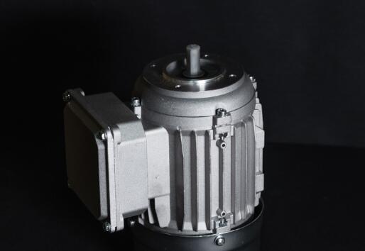 高于6千伏電機(jī)額定電壓高5%，電機(jī)額定電壓的調(diào)整方法