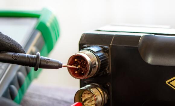 直線電機加工中心，直線電機加工的最新技術與方法