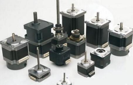 三相電機(jī)帶啟動(dòng)按鈕，三相電機(jī)的啟動(dòng)方式及操作方法